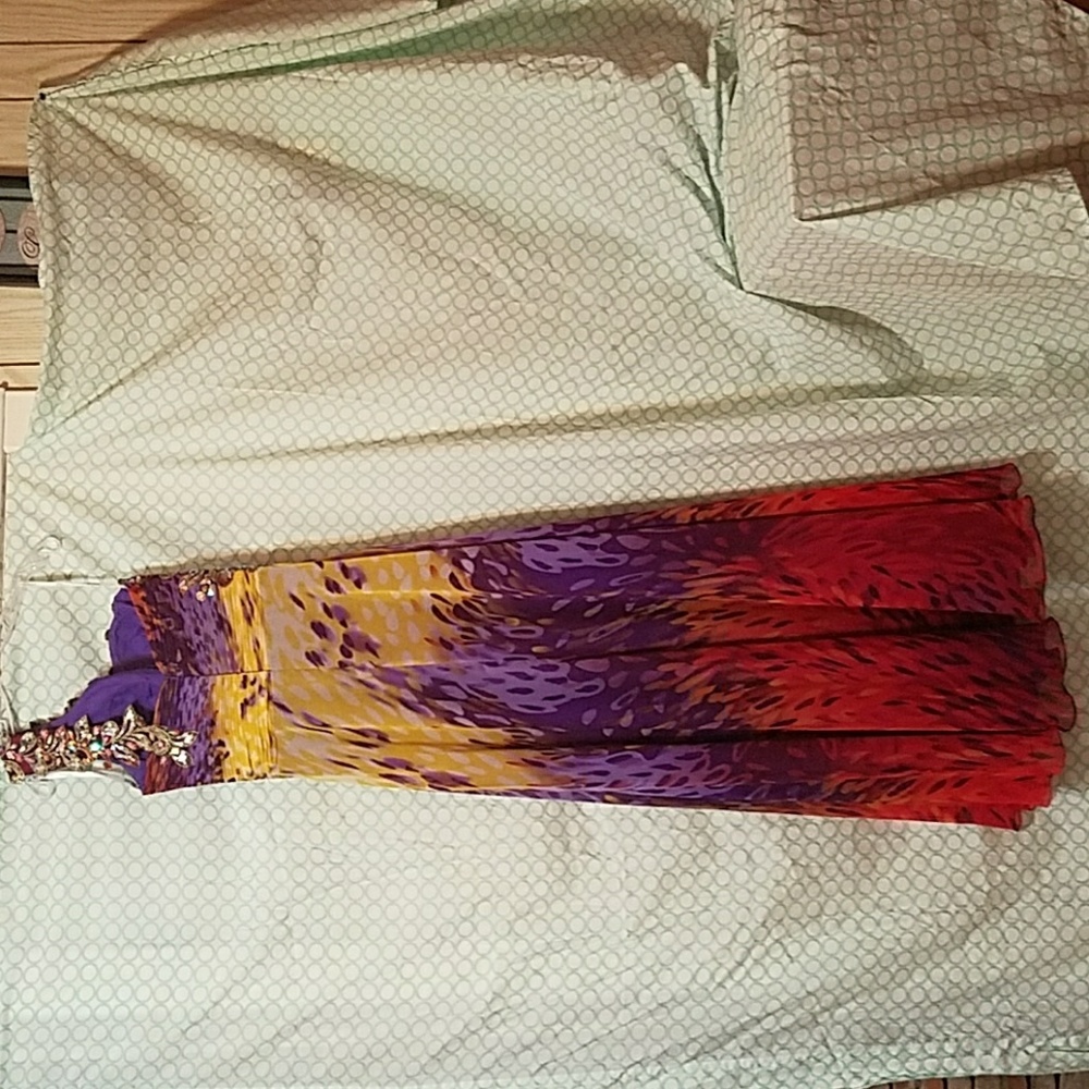 Prom Dress - Picture 3 of 4