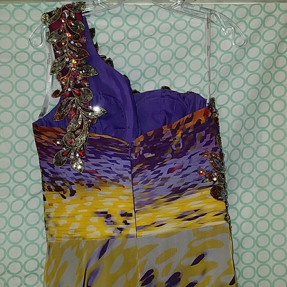 Prom Dress - Picture 4 of 4