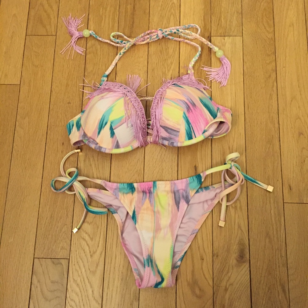 ❌SOLD❌✨VS Watercolor Swimsuit Bikini - Picture 1 of 6