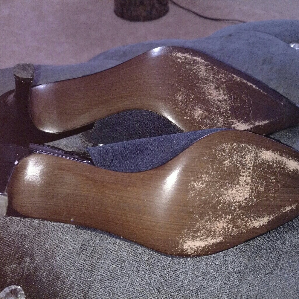 Stuart Weitzman Kitten Heel Pumps