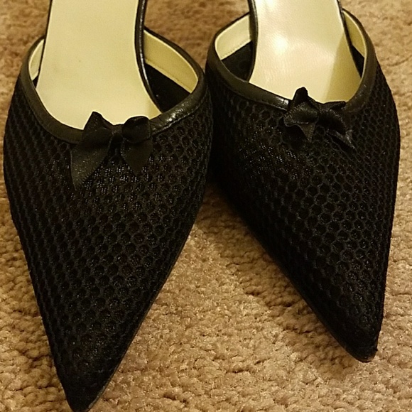 Miu Miu Black gorgeous heels. - Picture 2 of 8