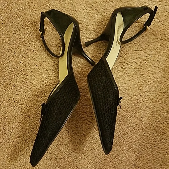 Miu Miu Black gorgeous heels. - Picture 4 of 8