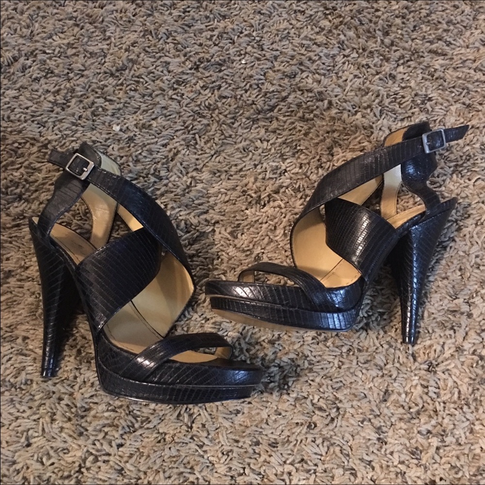 SALE! 💥 NINE WEST SANDALS