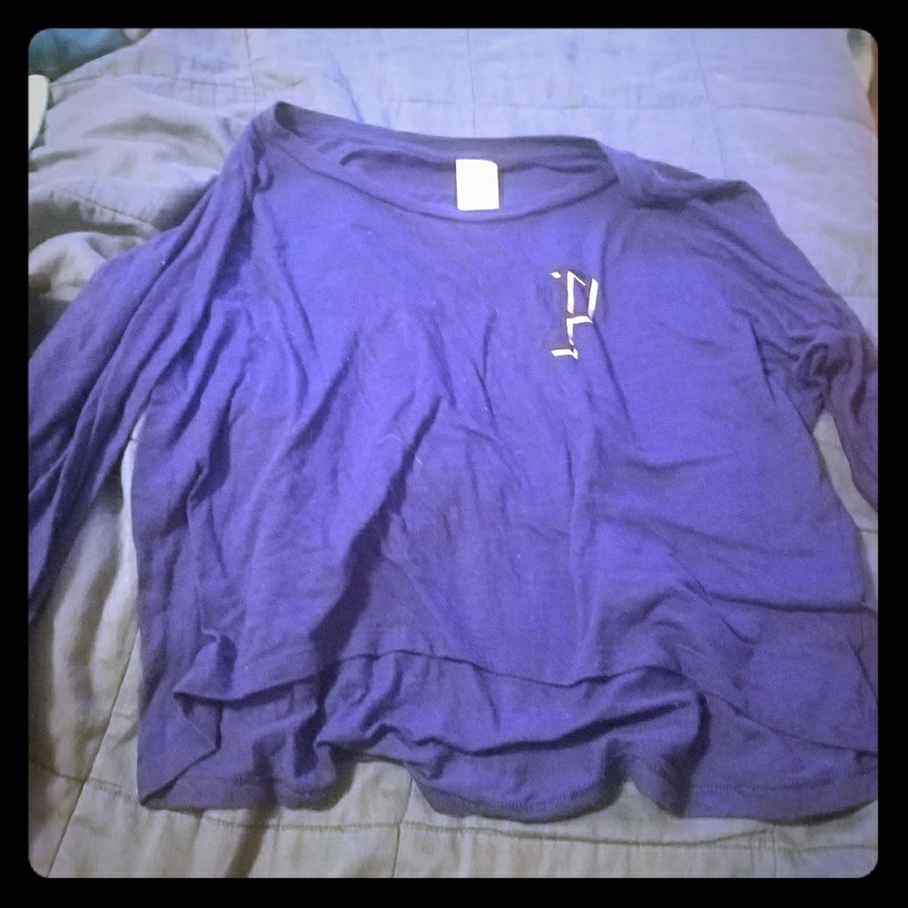 VS PINK high low tee