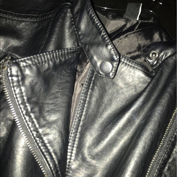 Leather Jacket - Picture 4 of 4
