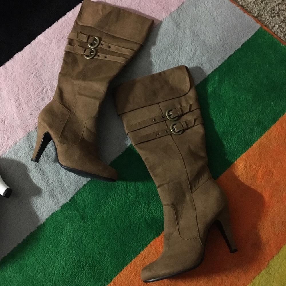 Final sale💥Brown boots 👢😍