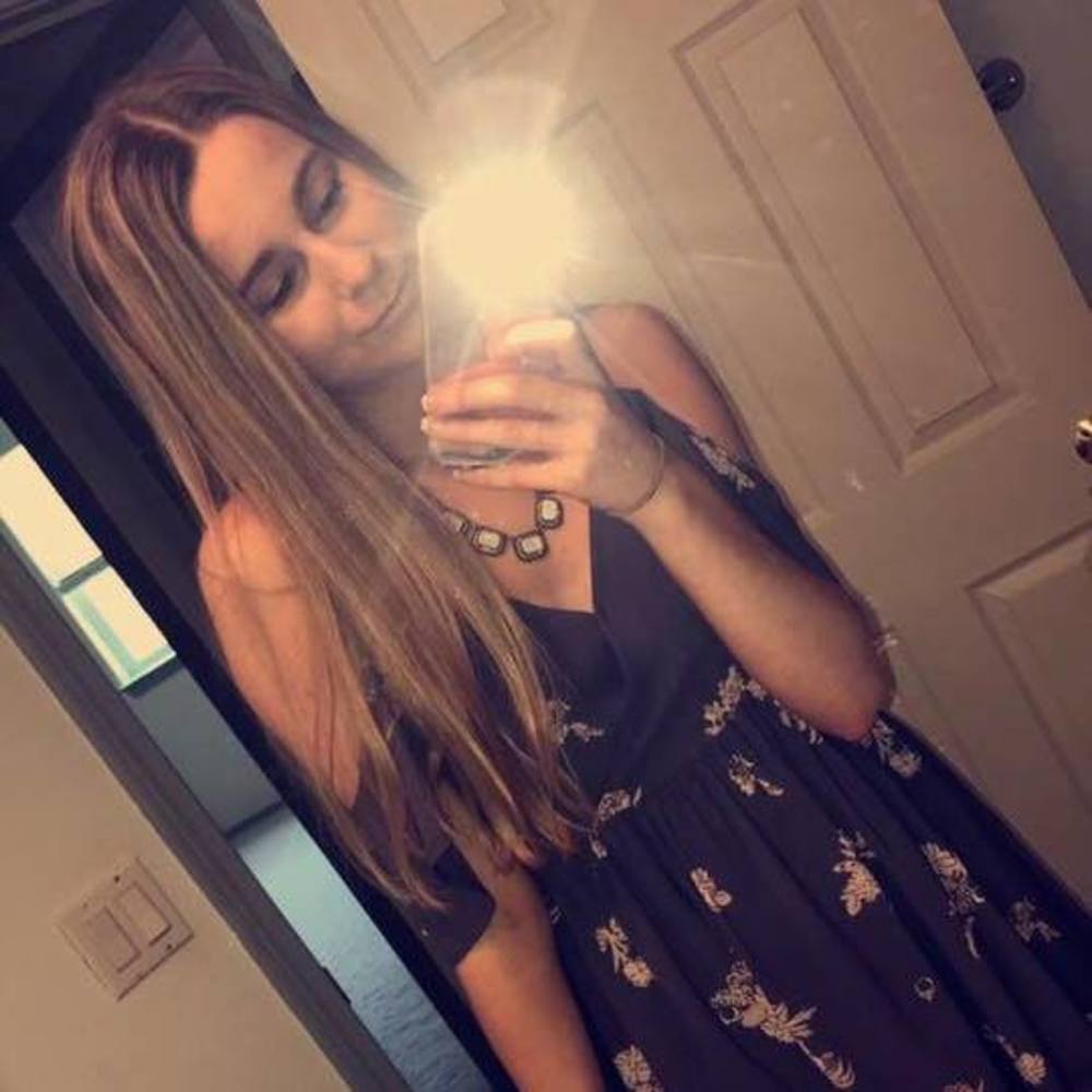 Meet your Posher, Danielle