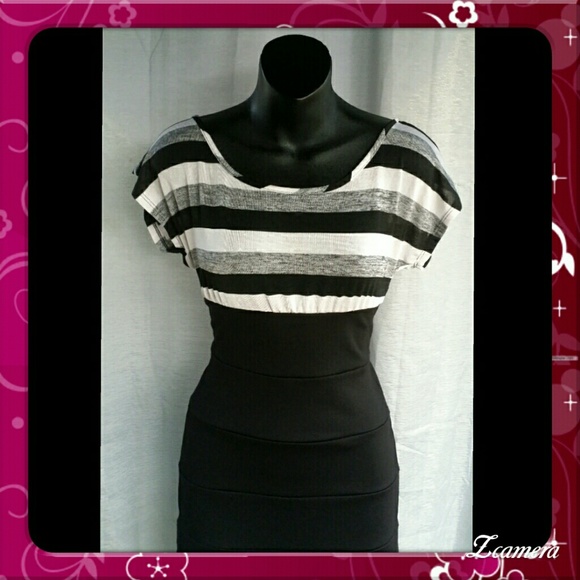 Dress - Picture 2 of 2