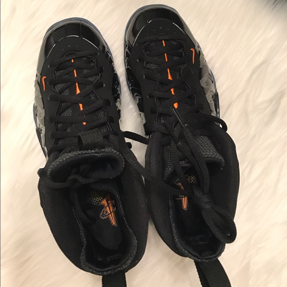 Brand new NIKE LITTLE posite one Halloween edition