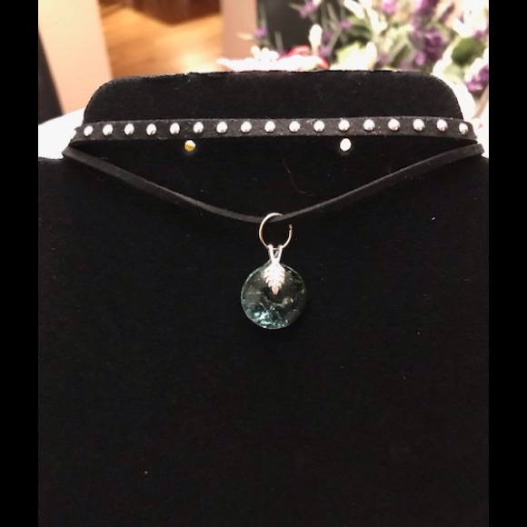 NWT Choker studded double layer black, clear/blue - Picture 2 of 4