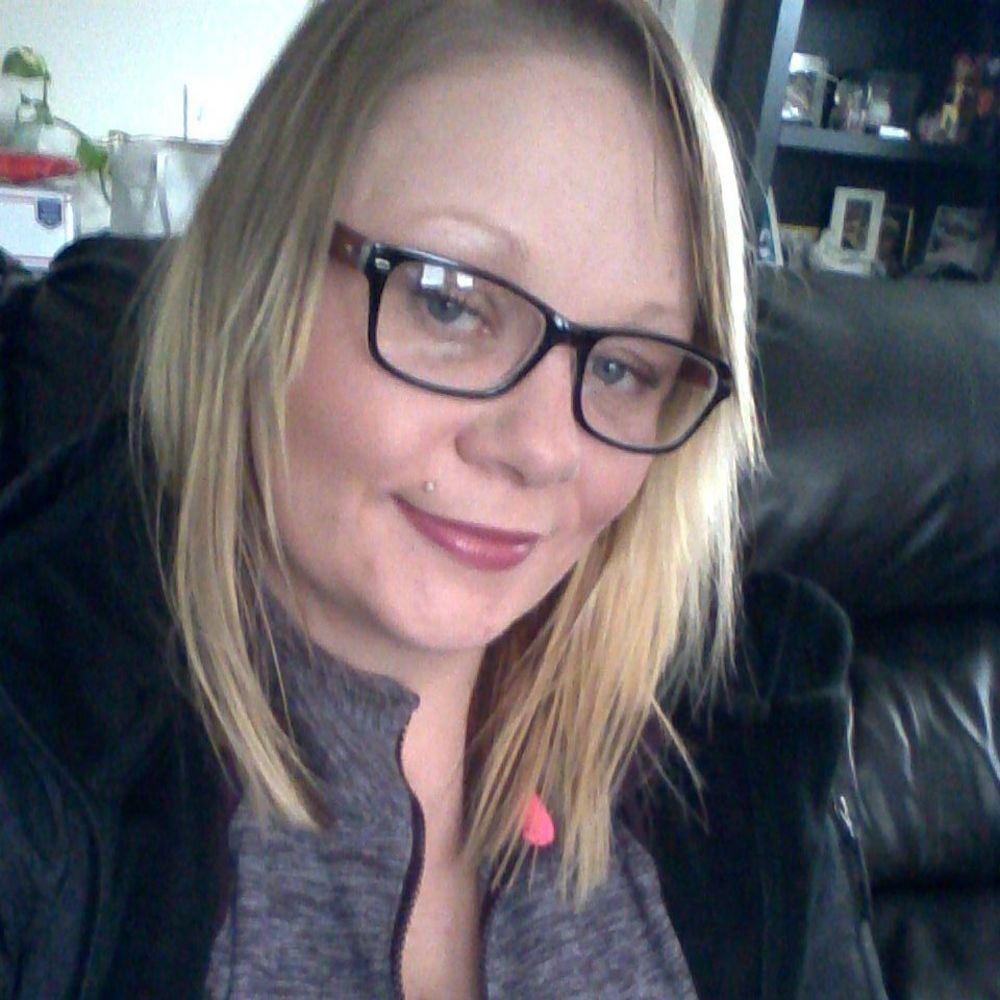 Meet your Posher, Kayla