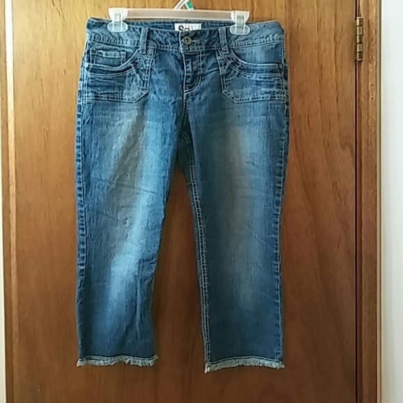 DONATED So Brand Denim Crops - Picture 2 of 4