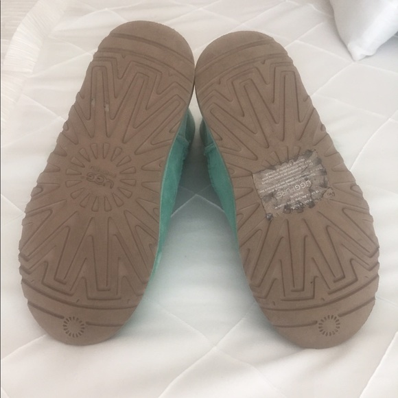 Bailey Ugg Boots - Picture 3 of 4