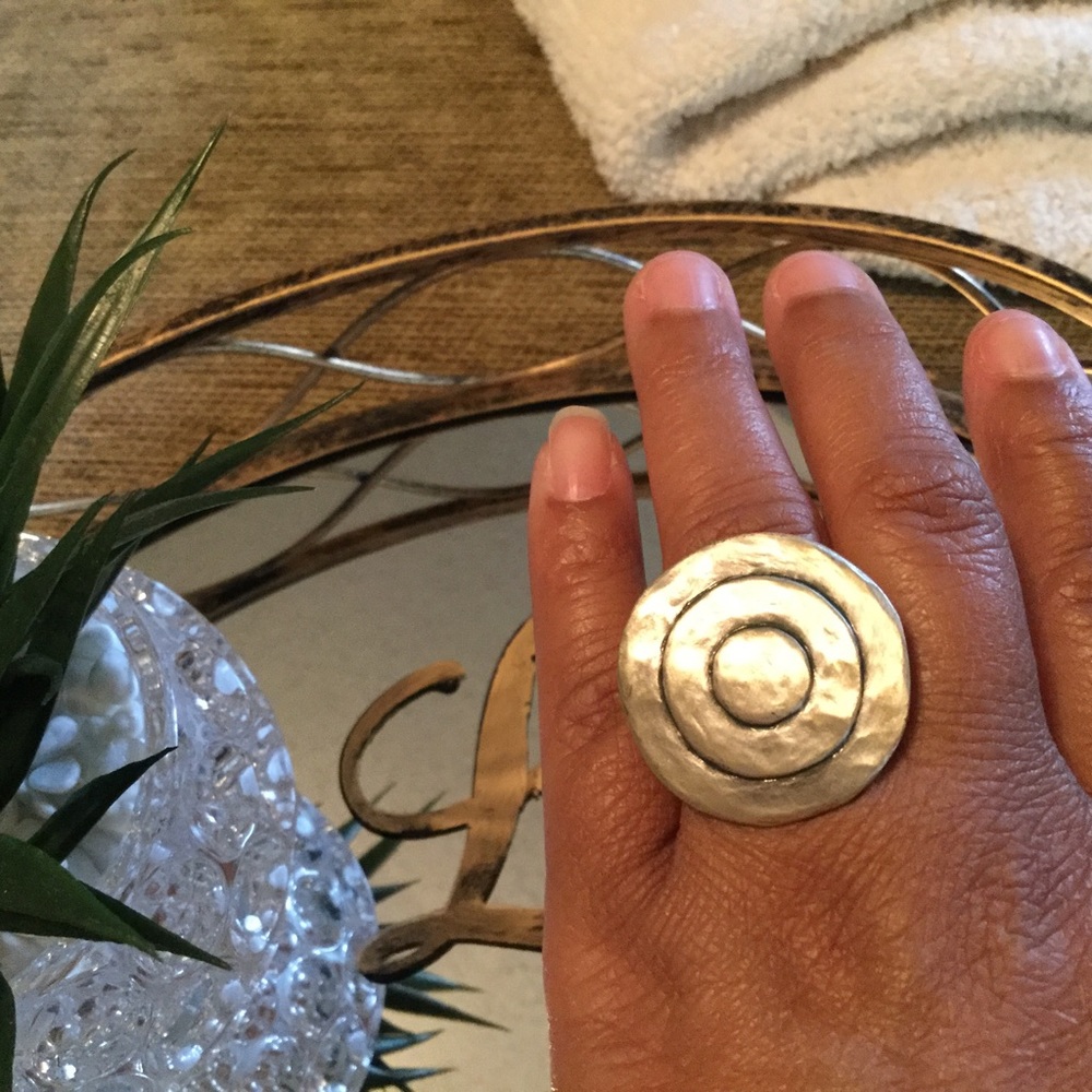 Ring - Picture 5 of 5