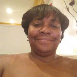 Meet your Posher, Deanna