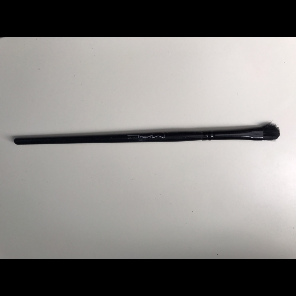Mac brush