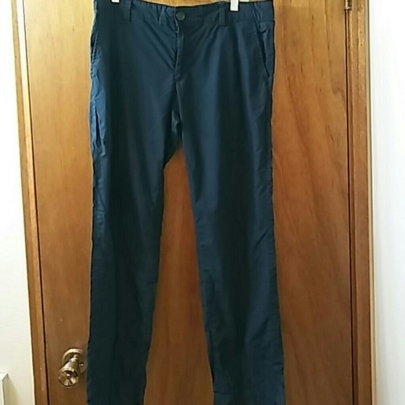 Sale! EUC Banana Republic Navy Crops - Picture 2 of 4