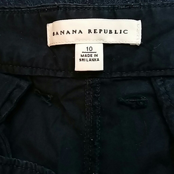 Sale! EUC Banana Republic Navy Crops - Picture 4 of 4