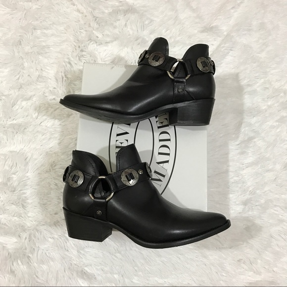 steve madden western bootie