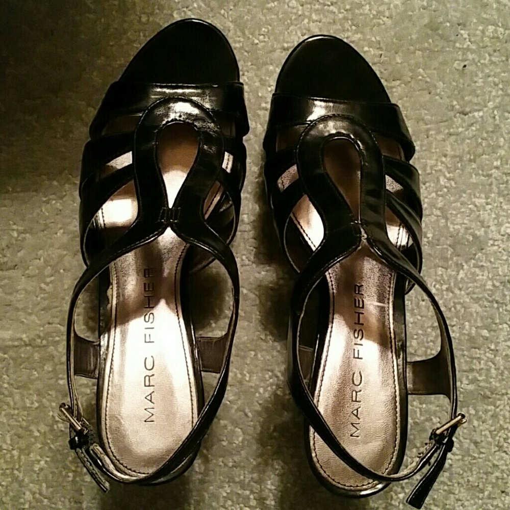Wedge sandals