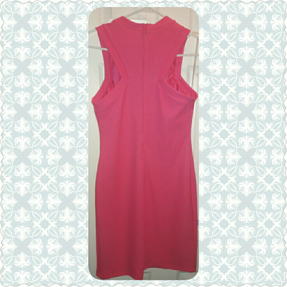 NWOT Women's Gracie Sleeveless ribbed dress - Picture 2 of 3