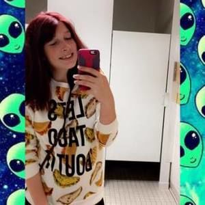 Meet your Posher, Kaitlin