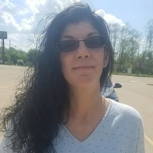 Meet your Posher, Marcia