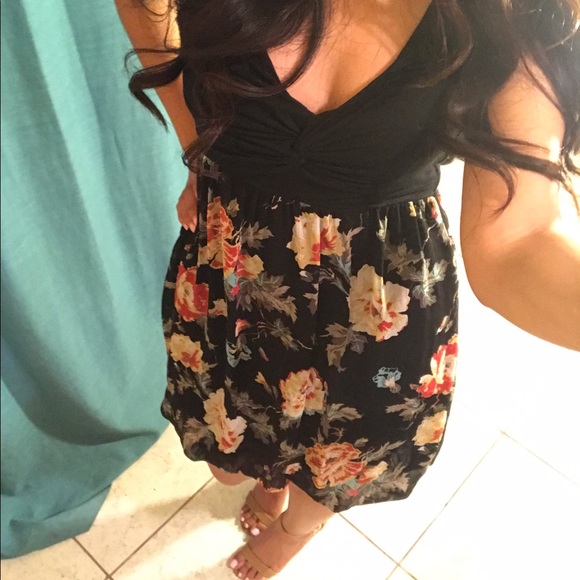 American Rag Dresses & Skirts - Black floral dress