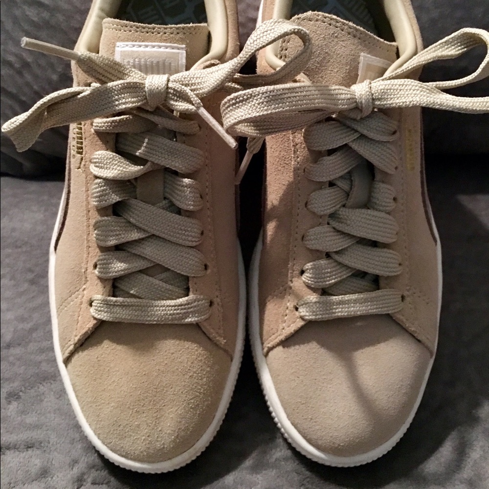 Puma Jr suede sneakers