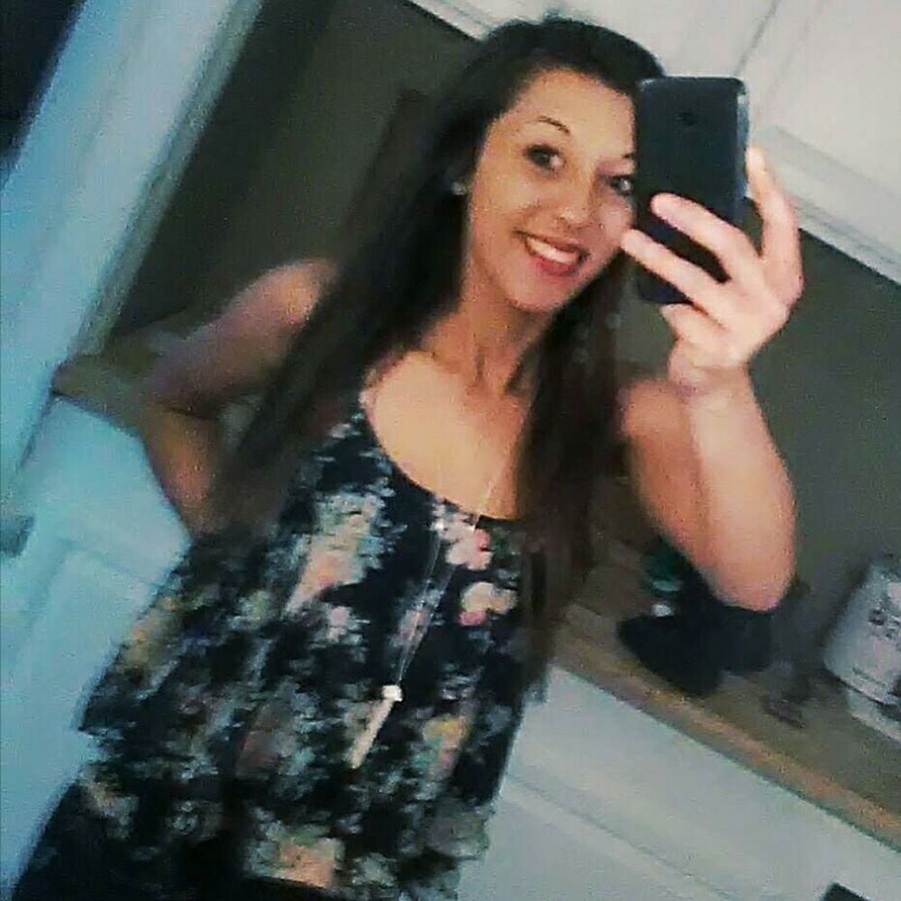 Meet your Posher, Alana