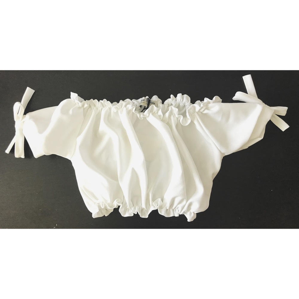 SALE 🔆 White tie sleeve crop top - Picture 3 of 11