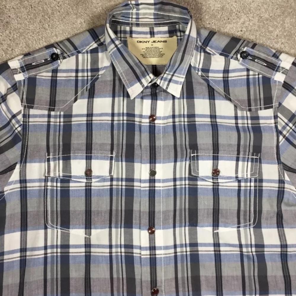 DKNY  Medium Blue Gray Plaid shirt short sleeve
