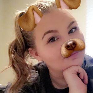 Meet your Posher, Maddie