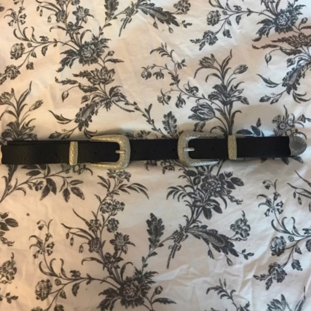 Silver Double Bucket vegan Belt - Picture 3 of 6