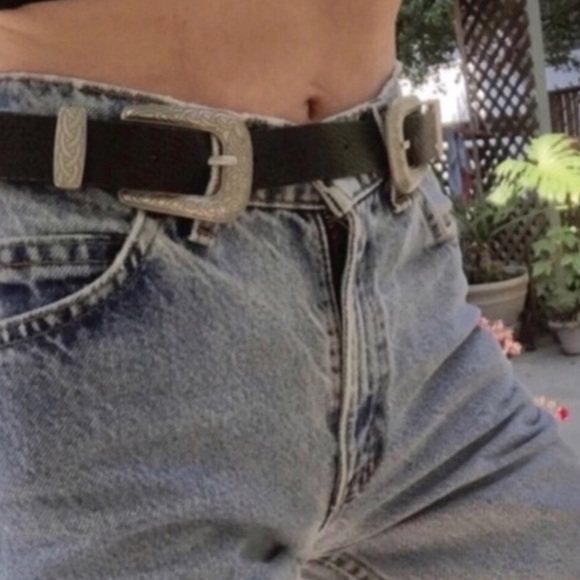 Silver Double Bucket vegan Belt - Picture 2 of 6