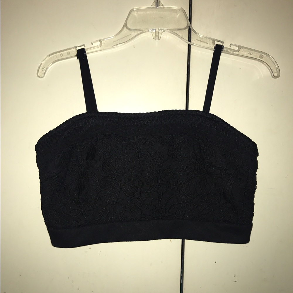 Black crop top