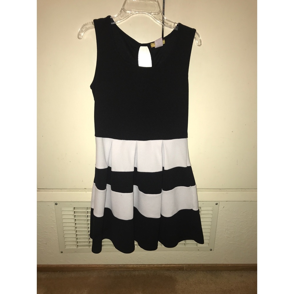 Black and white dress
