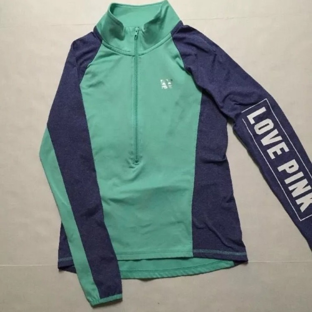 Victoria's Secret PINK Ultimate yoga jacket Small