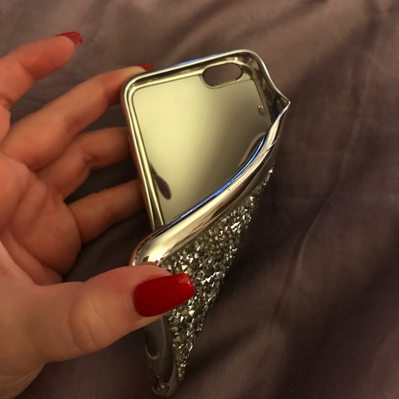 Flexible Crystal IPhone 6 Case - Picture 3 of 3