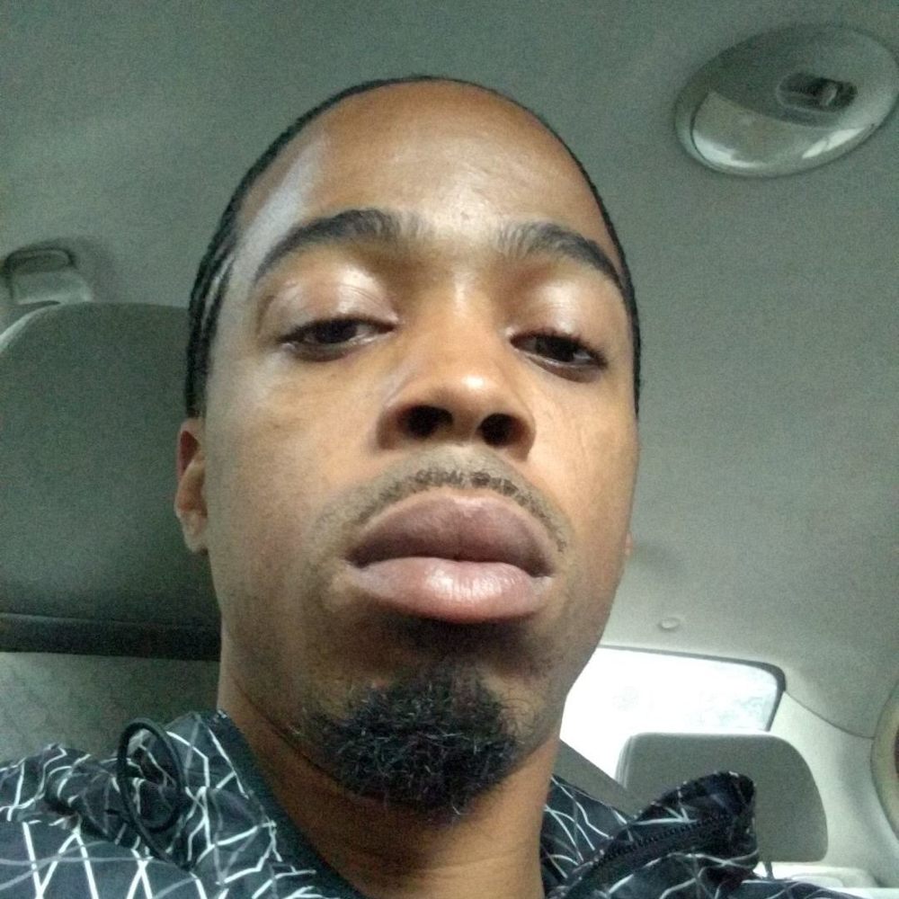 Meet your Posher, Dameon