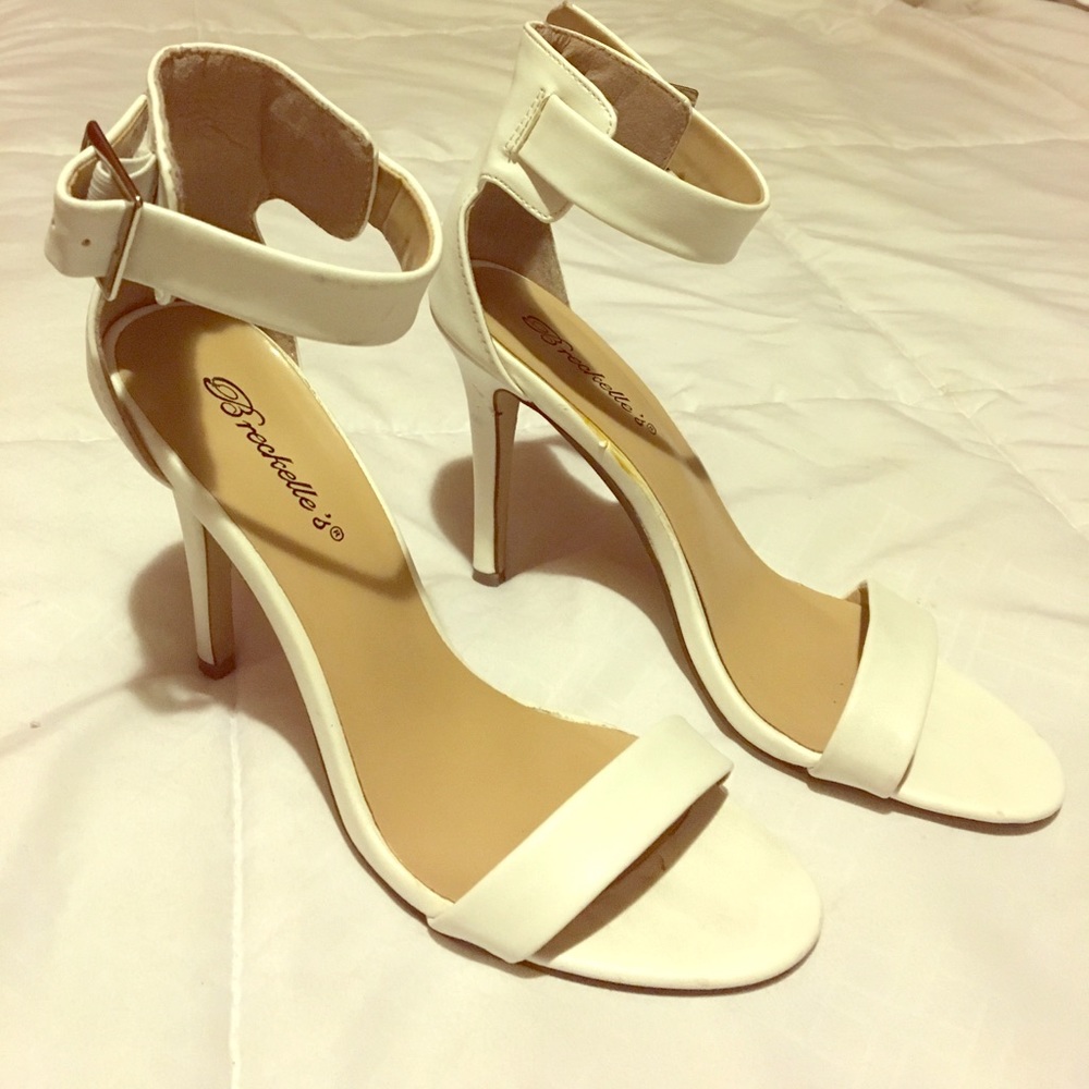Size 7 new (worn twice) strappy summer heels