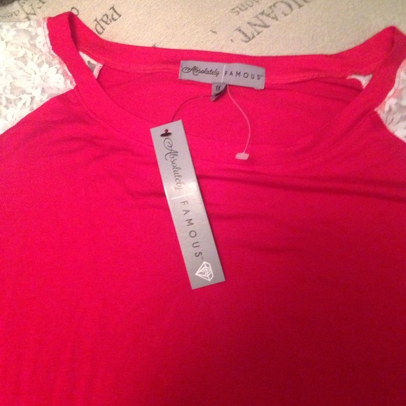 NWT Absolutely Famous red tee size 1X - Picture 3 of 4