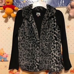 L.E.I Girls Size S Blouse/Vest