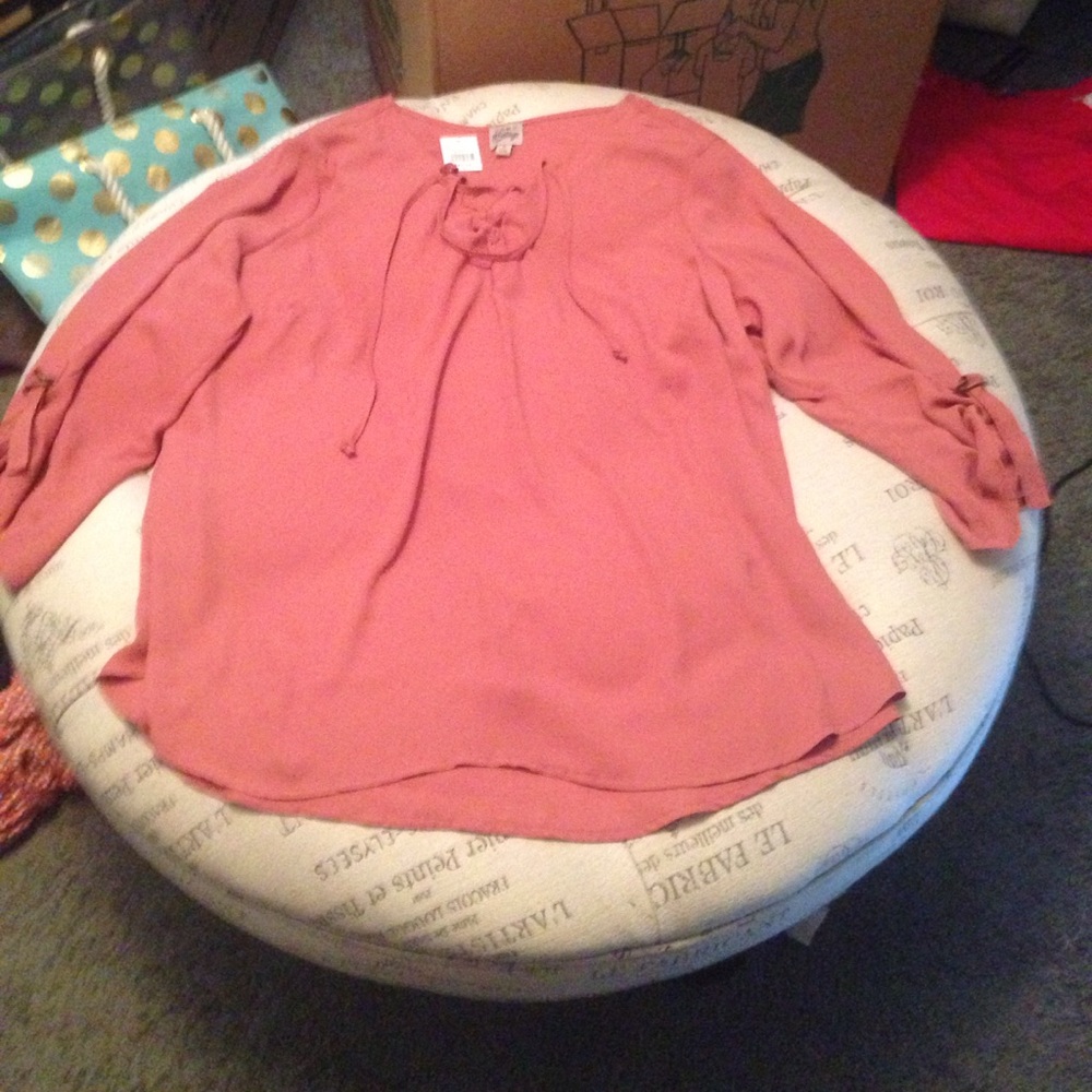 NWOT Como Vintage lace up blouse size 1X