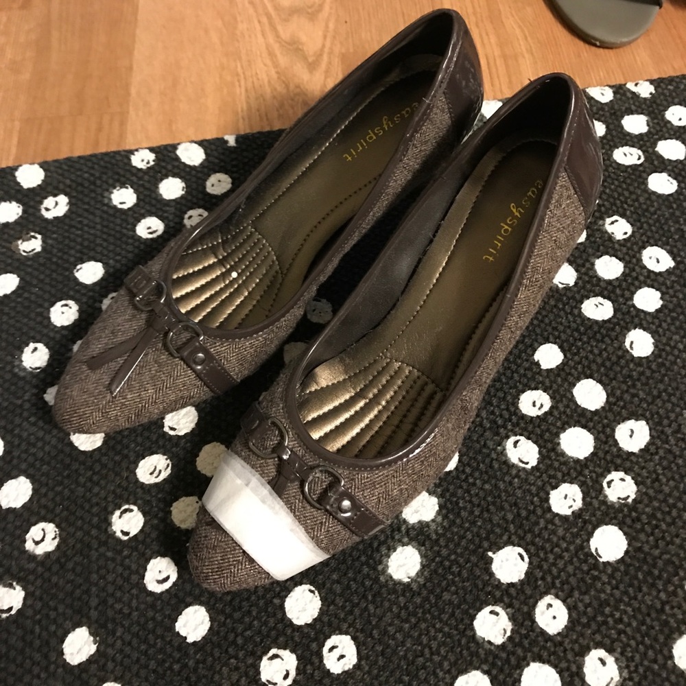 Brown tweed pumps- sz 7 never worn