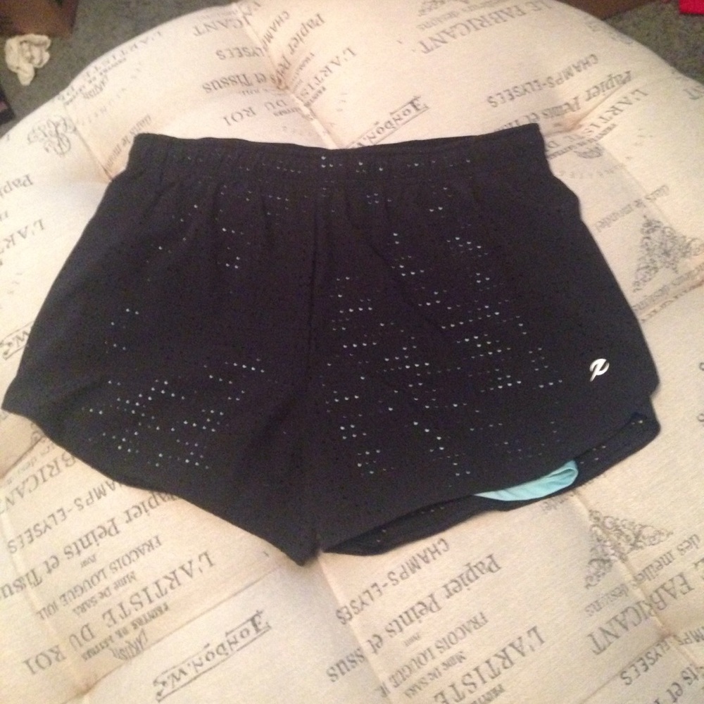 Energy Zone black shorts size small