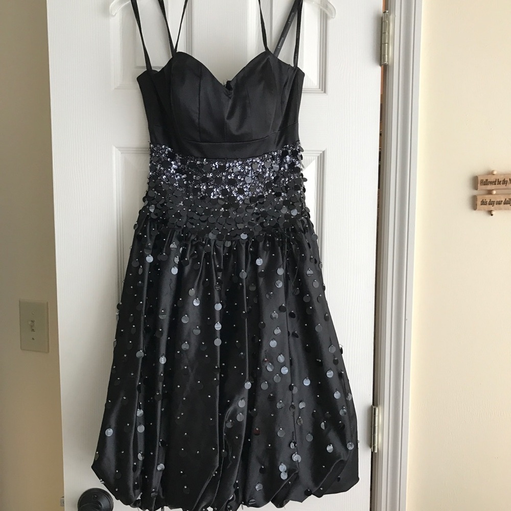 Black/Silver Feather Cocktail Dress