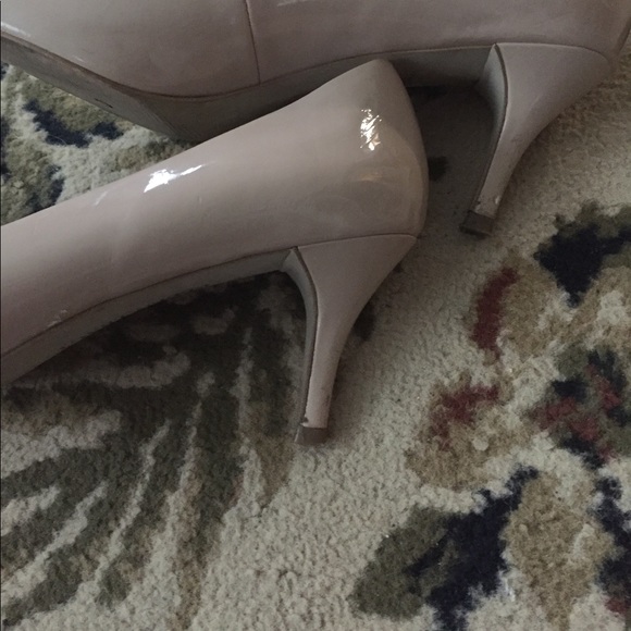 Ellen Tracy shoes. Vanna. 7 1/5 M - Picture 4 of 4