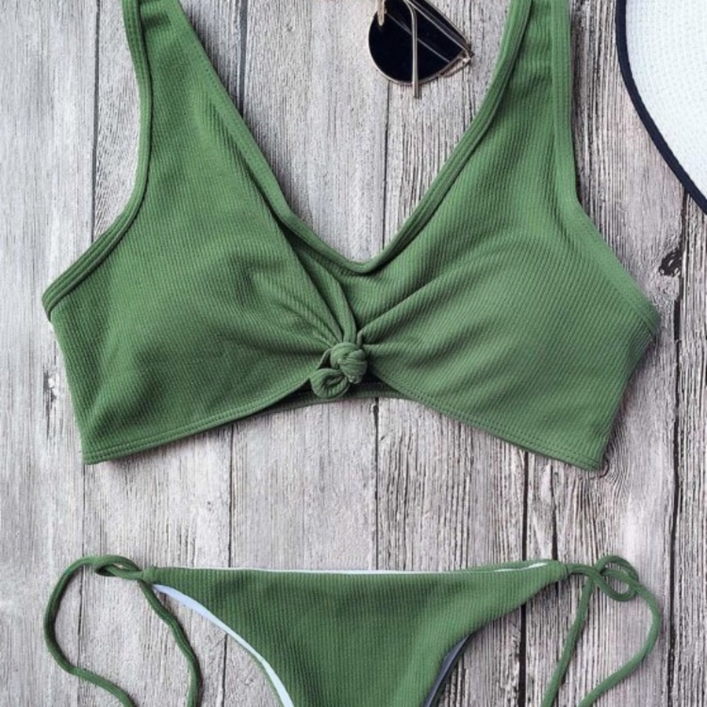Ribbed Knotted String Bikini