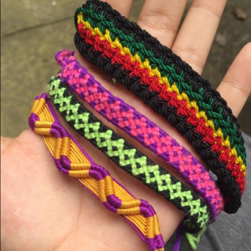 Handmade pulseras (bracelets)